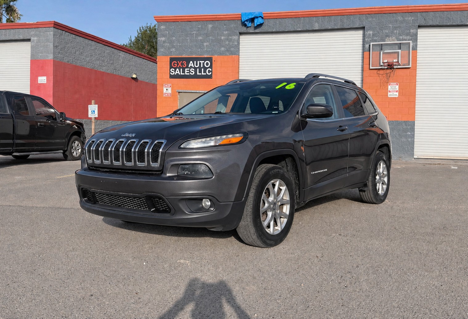 2016 Jeep Cherokee — photo 1